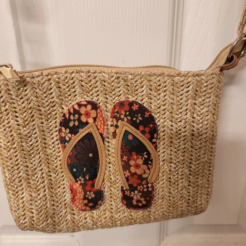 Sondra Roberts squared flip flop straw crossbody bag